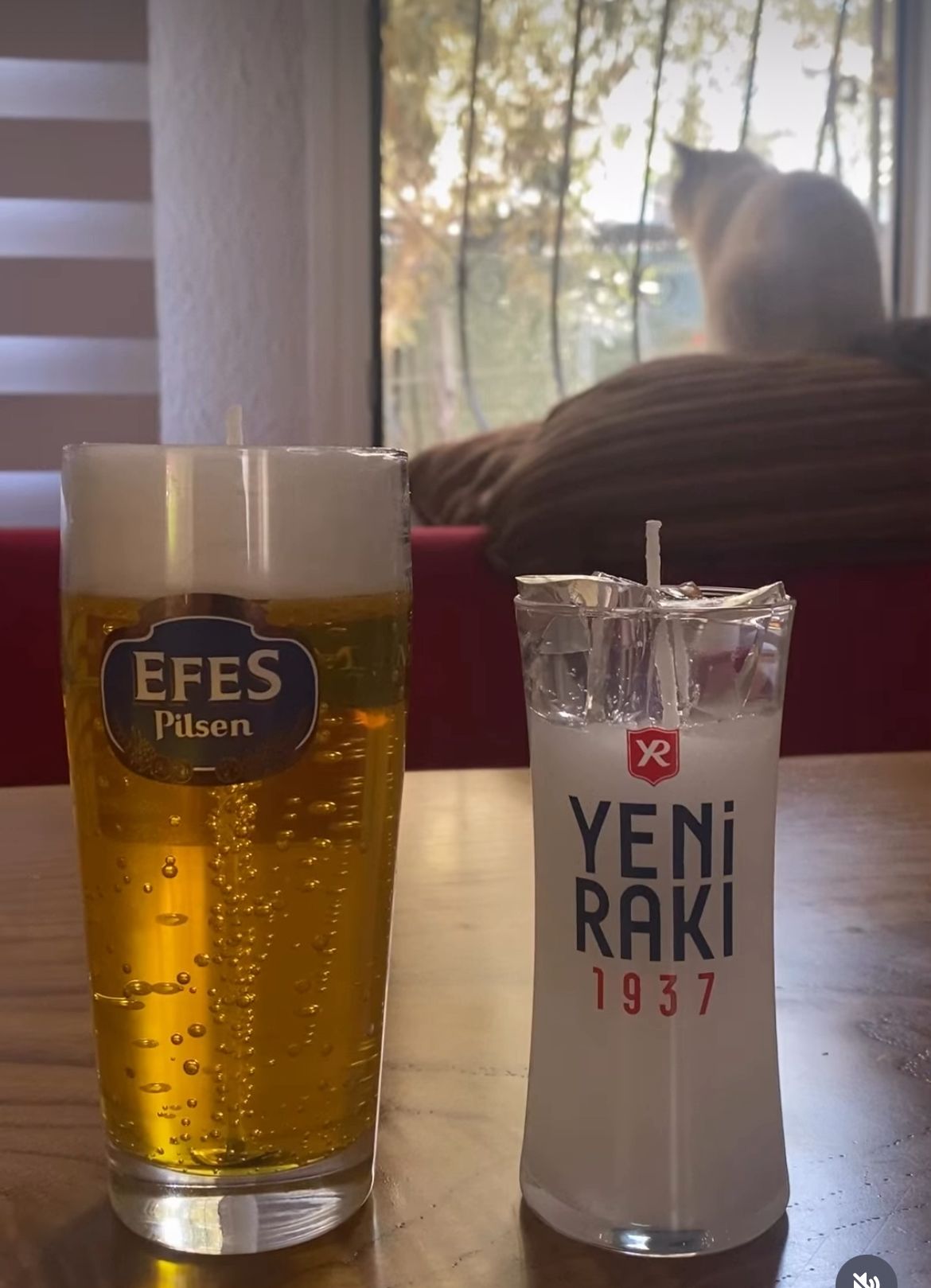 Orjinal Rakı Mum (YENİ RAKI) bardağında jel parafin ile yapılmıştır.